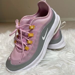 Nike Air Max Axis 'Pink Gray White 💖